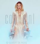 25-08-1999 Marianne Timmer at studio Amsterdam

[keywords]Half Length, Posed, Smiling, Eyecontact[/keywords]